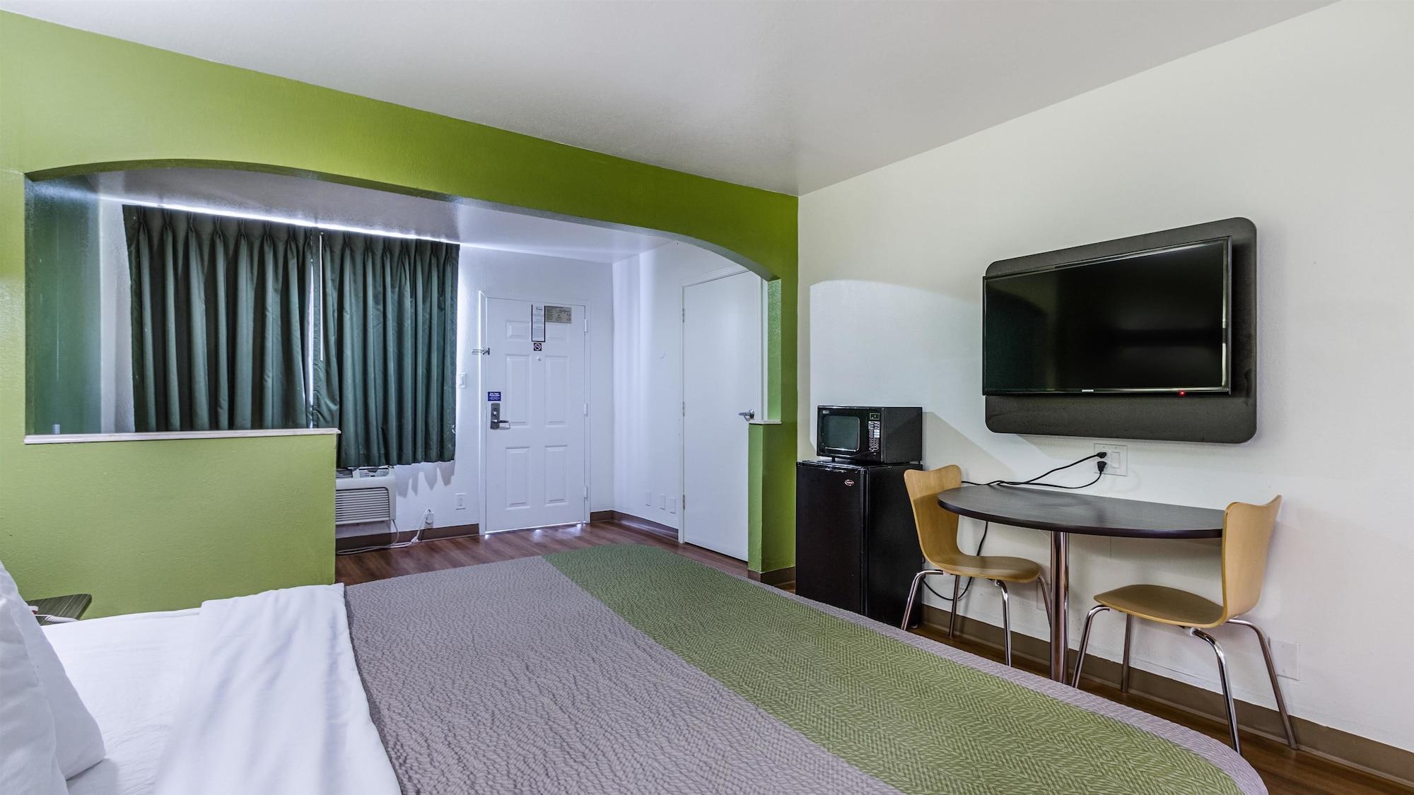 Motel 6-San Marcos, Tx - North Εξωτερικό φωτογραφία