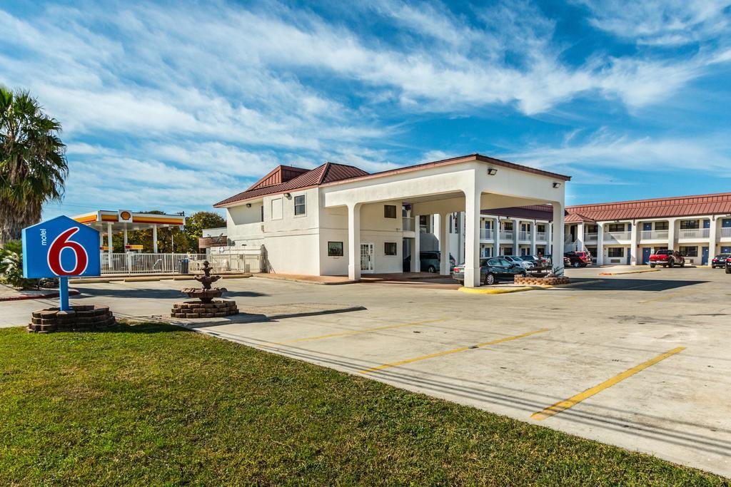 Motel 6-San Marcos, Tx - North Εξωτερικό φωτογραφία