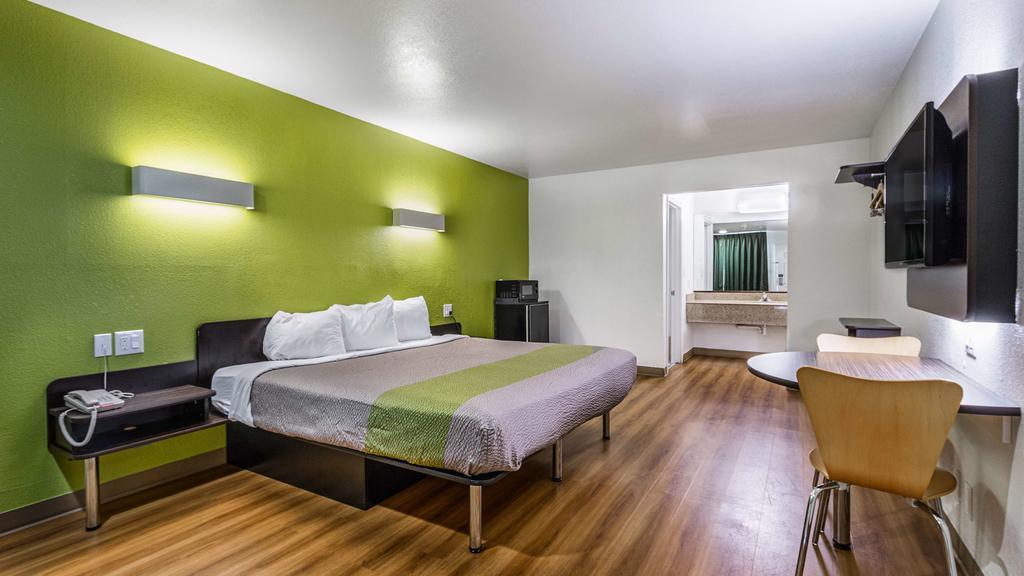Motel 6-San Marcos, Tx - North Εξωτερικό φωτογραφία
